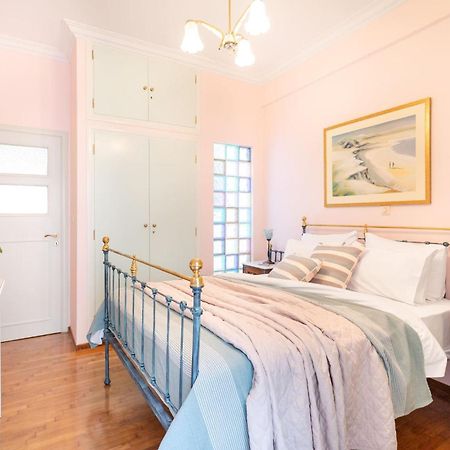 Bright, Calming Retreat With A Balcony Near Metro! Apartamento Atenas Exterior foto