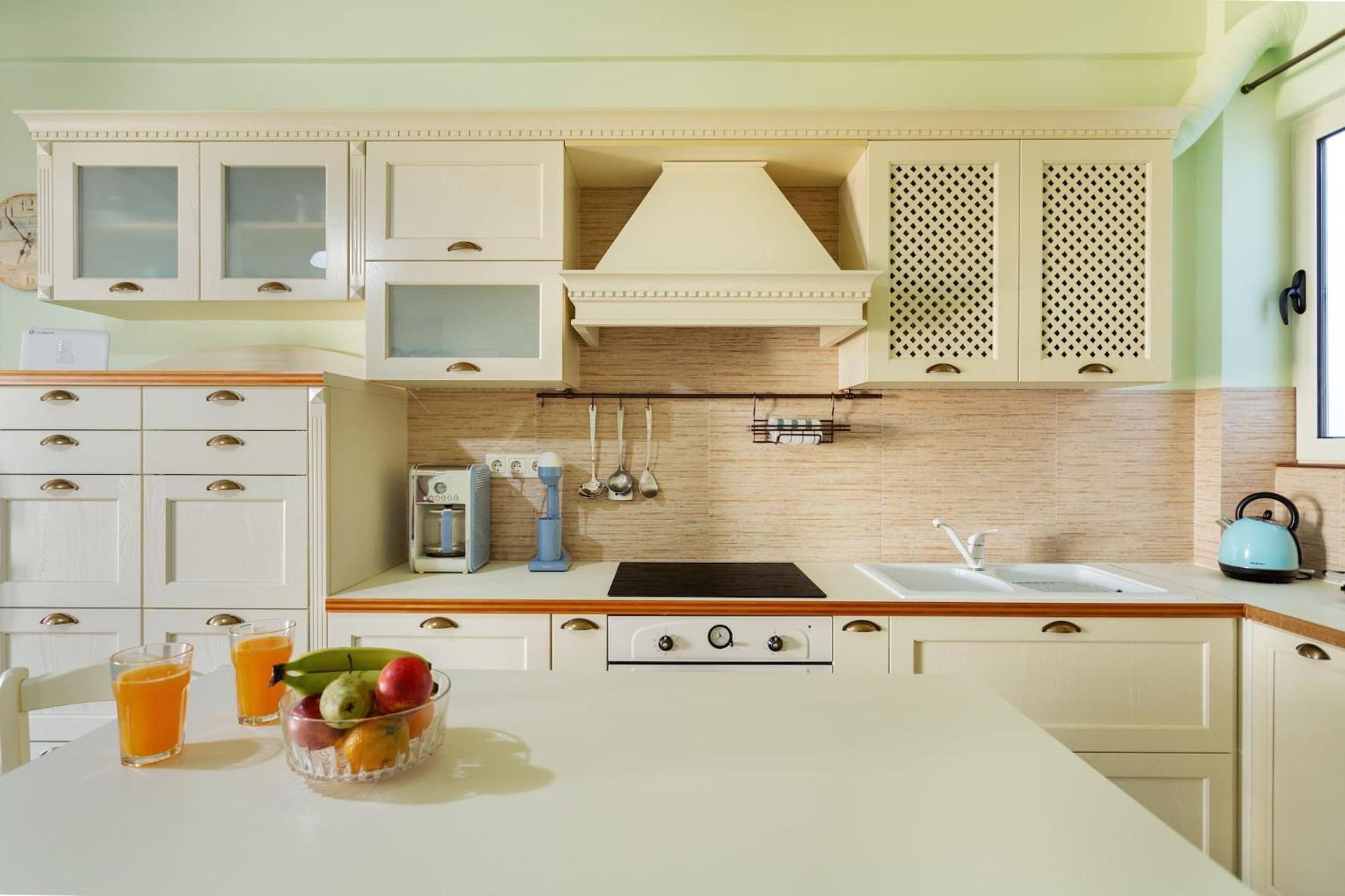 Bright, Calming Retreat With A Balcony Near Metro! Apartamento Atenas Exterior foto